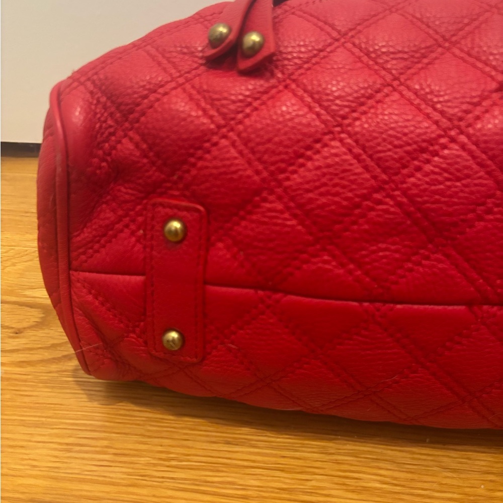 Marc Jacobs Stam Red Quilted Handbag - Picture 9 of 15